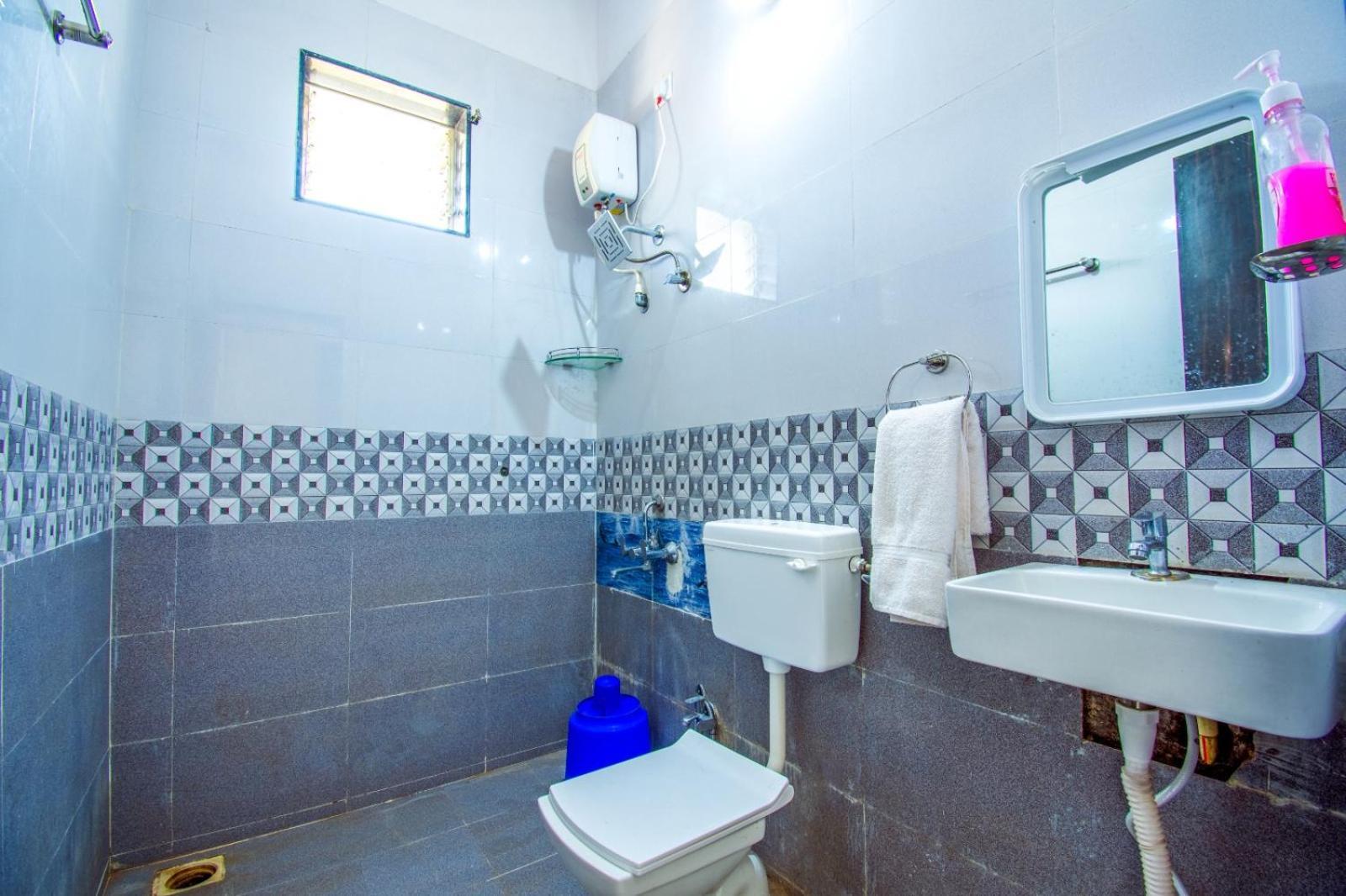 Empyrean Stay Ll 6Bhk Ll Royal Bramha Palace Ll Pvt Pool Ll Lonavala Dış mekan fotoğraf