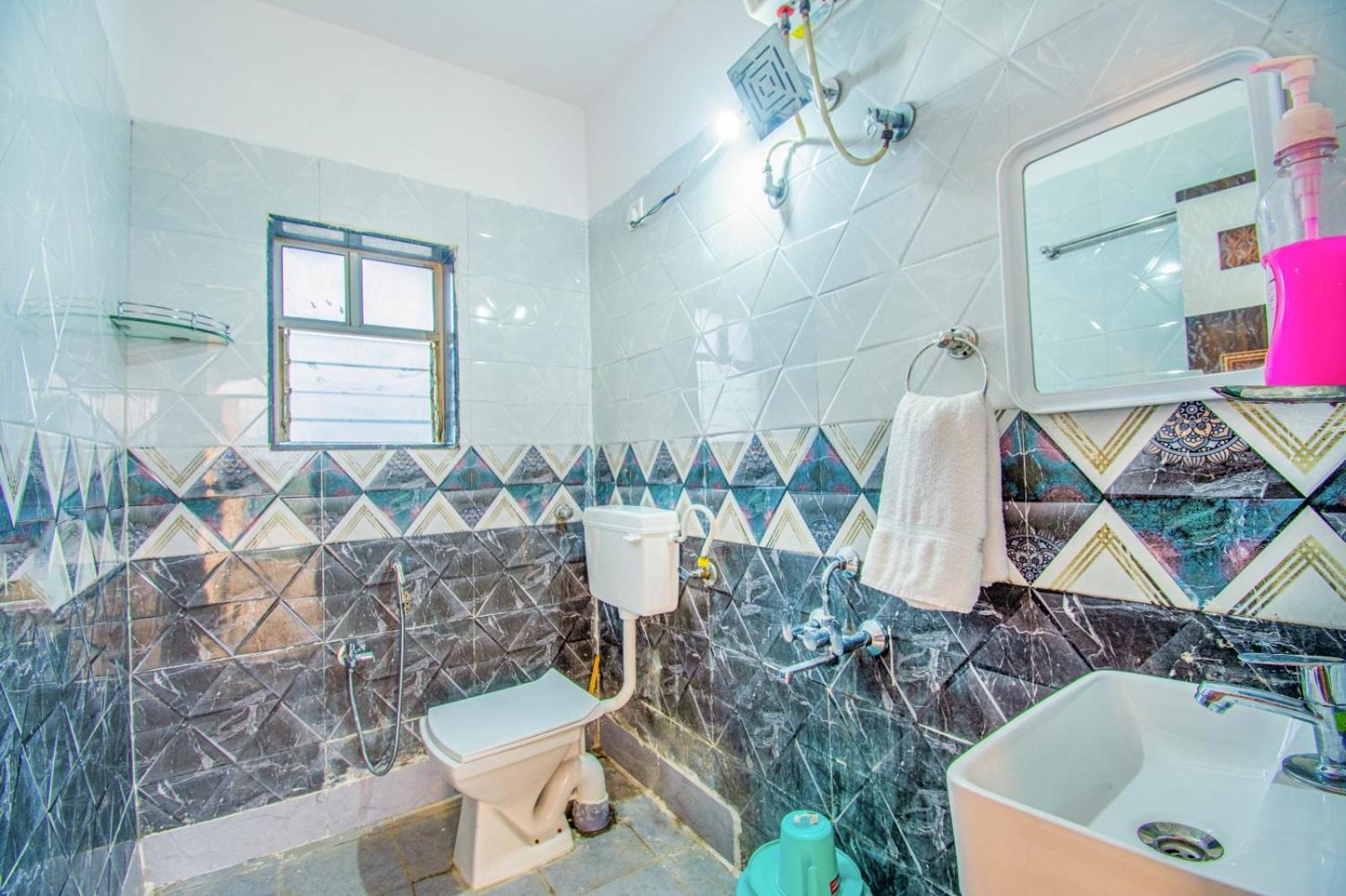 Empyrean Stay Ll 6Bhk Ll Royal Bramha Palace Ll Pvt Pool Ll Lonavala Dış mekan fotoğraf