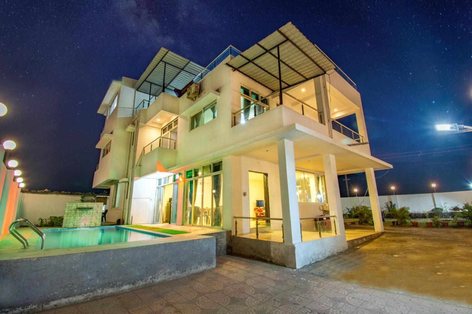 Empyrean Stay Ll 6Bhk Ll Royal Bramha Palace Ll Pvt Pool Ll Lonavala Dış mekan fotoğraf