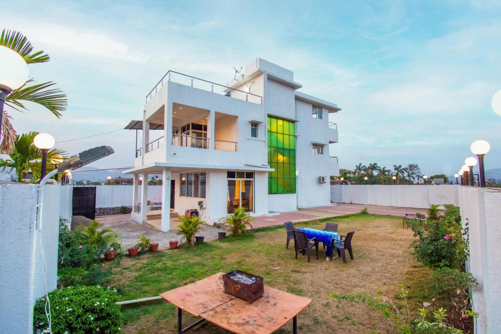 Empyrean Stay Ll 6Bhk Ll Royal Bramha Palace Ll Pvt Pool Ll Lonavala Dış mekan fotoğraf